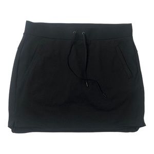 Athleta Pull On Athletic Black Skirt / Skort With Drawstrings & Shorts Size Med